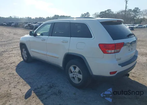 2011 Jeep Grand Cherokee Laredo from USA, damaged, VIN 1J4RR4GG3BC589659